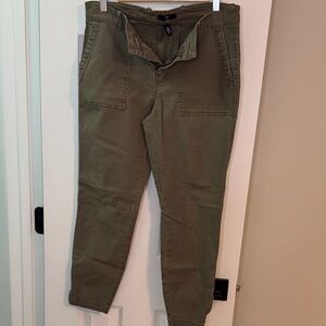 Women’s Casual Olive Cargo Pants